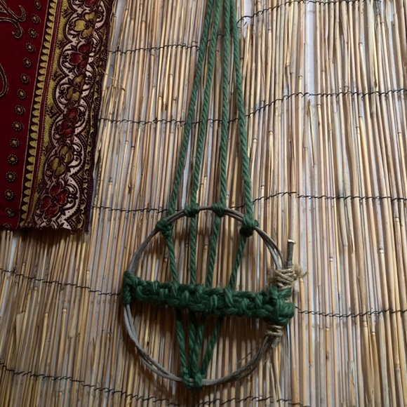 FourWinds Olive branch macrame weaving wall hanging handmade - Picture 4 of 6